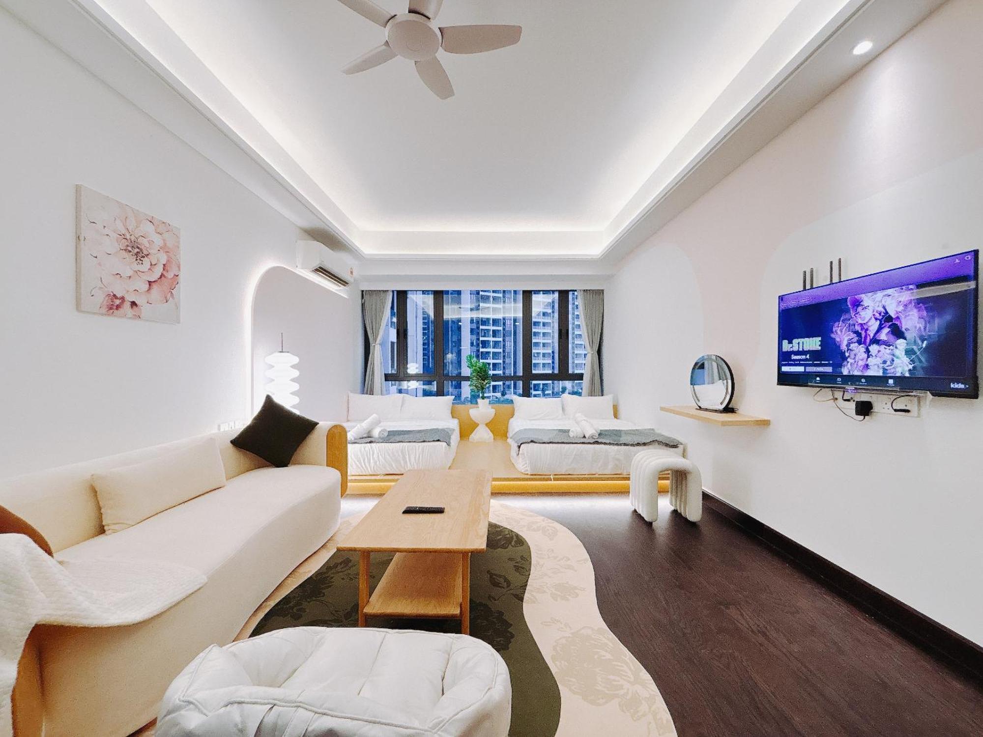 Apartment Sea View R&f Princess Cove Seine Region