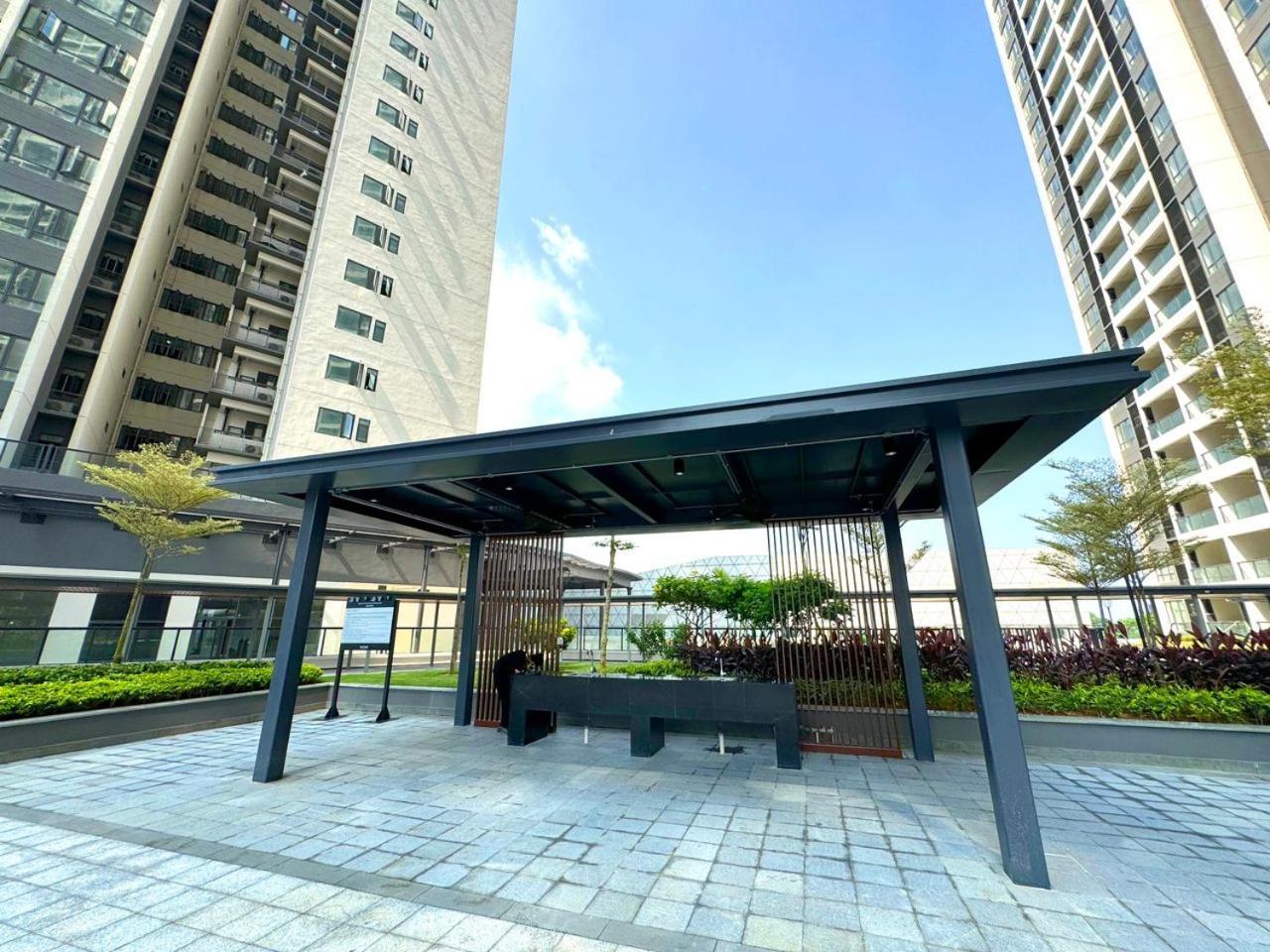 Sea View R&f Princess Cove Seine Region Apartment *